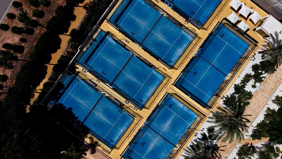 Vista aérea de Calderona Wellness, sede del torneo PadelCáncer en Bétera